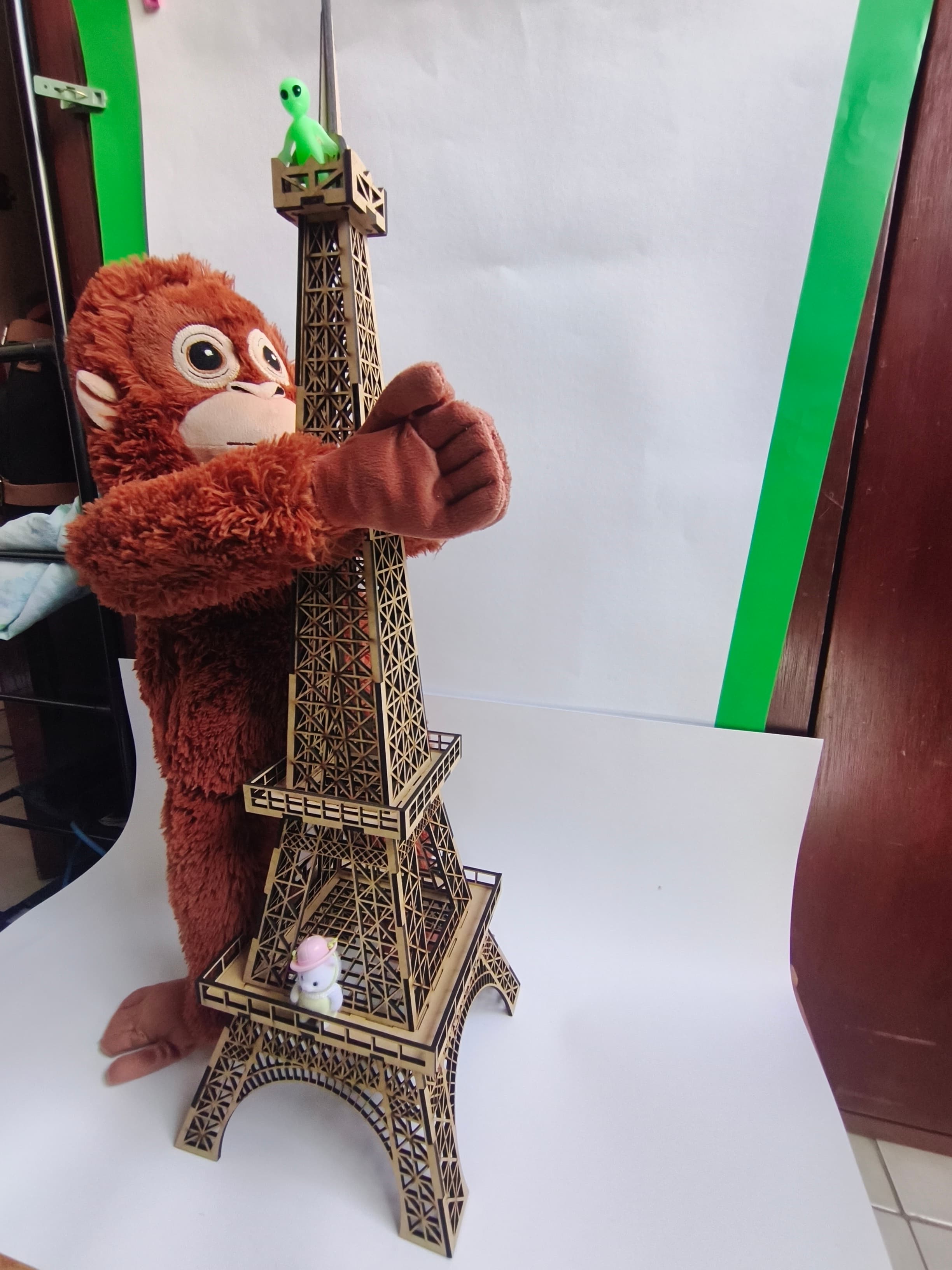 Torre Eiffel Modelo - image 3